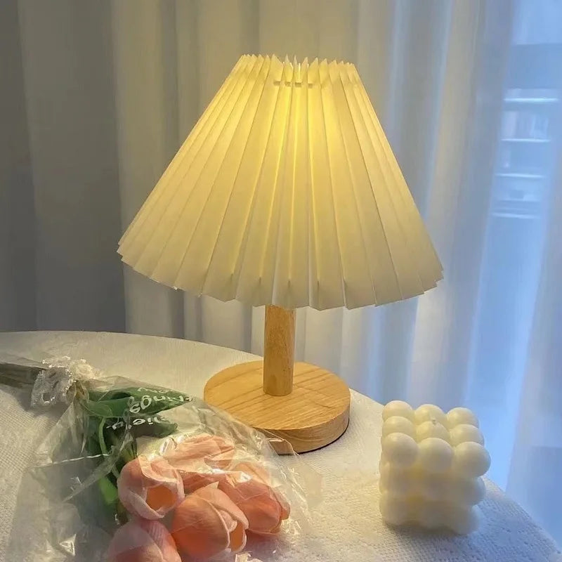 Nordic Pleated Table Lamp